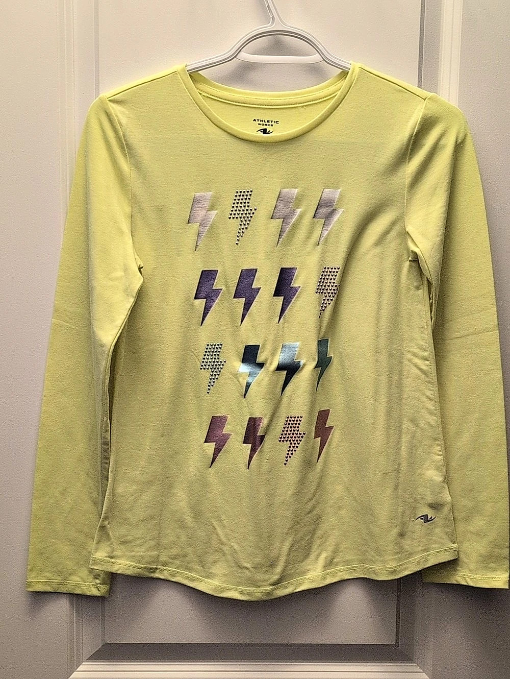 Athletic Works Girls Long Sleeve Lightning Bolt Top Size Large